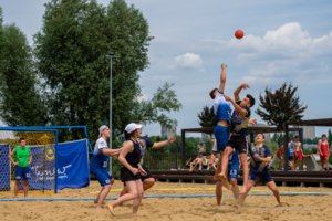 Turniej przygotowawczy Mistrzostw Małopolski w plażowej piłce ręcznej